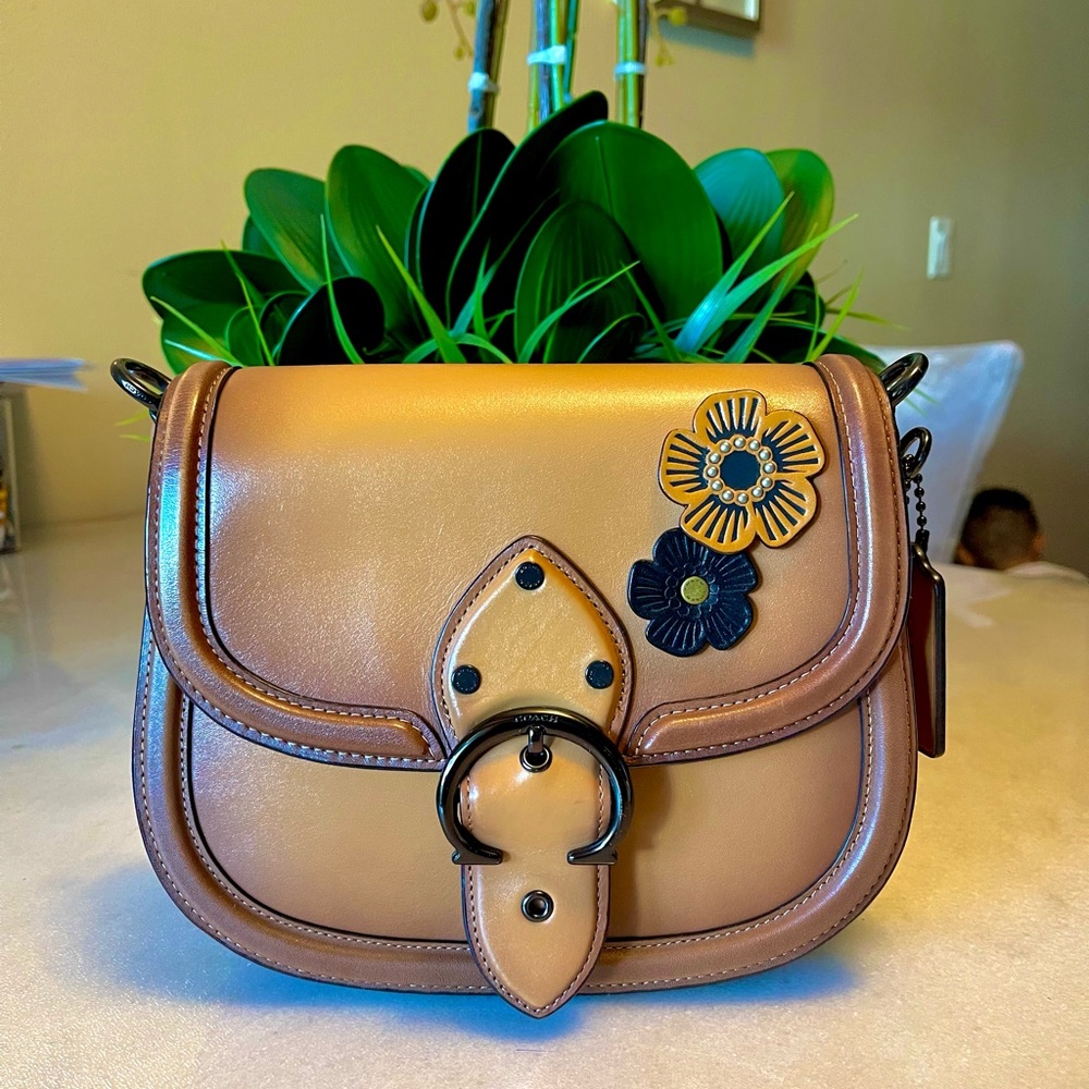 Pre-owned Coach Beat Saddle crossbody bag